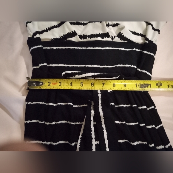 "JANE LAMERTON" LADIES DRESS - Picture 15 of 16